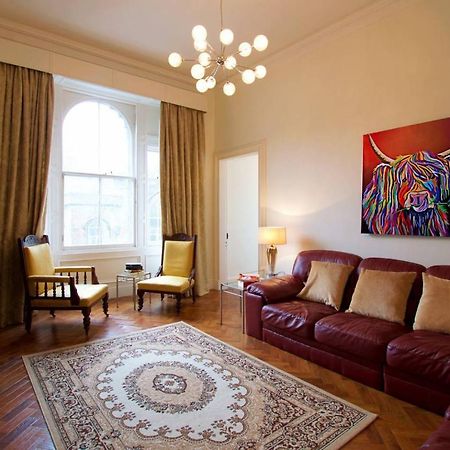 Altido Castle Terrace 3 Bedroom Apartment - Old Town Edinburgh Eksteriør bilde